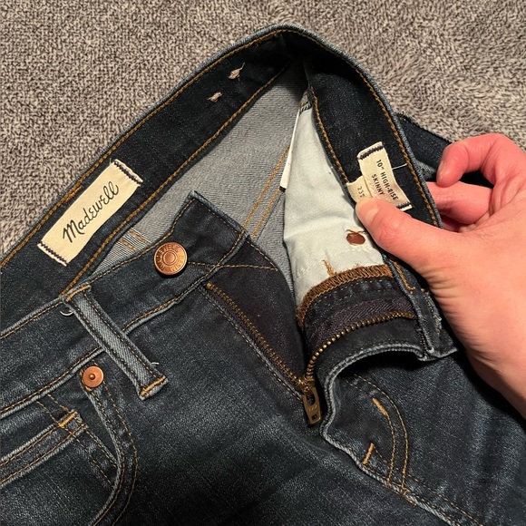 Madewell High-Rise Skinny Jeans in Danny Wash: TENCEL™ Denim Edition - Picture 8 of 9